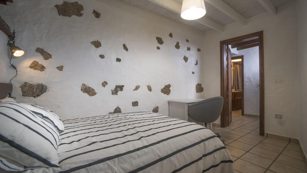 Villa With Amazing Views, Jacuzzi And Private Pool San Bartolome  Luaran gambar