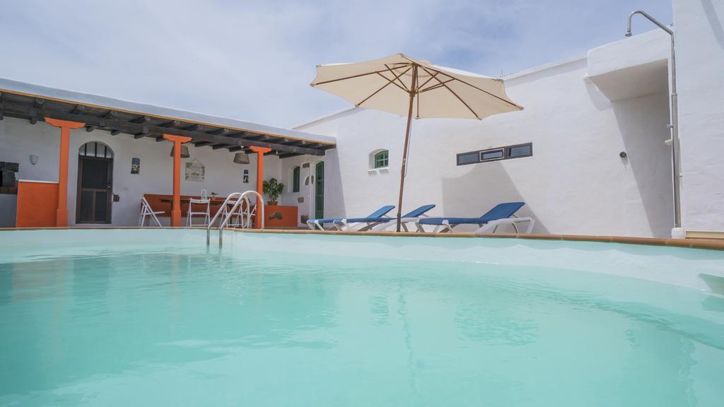 Villa With Amazing Views, Jacuzzi And Private Pool San Bartolome  Luaran gambar